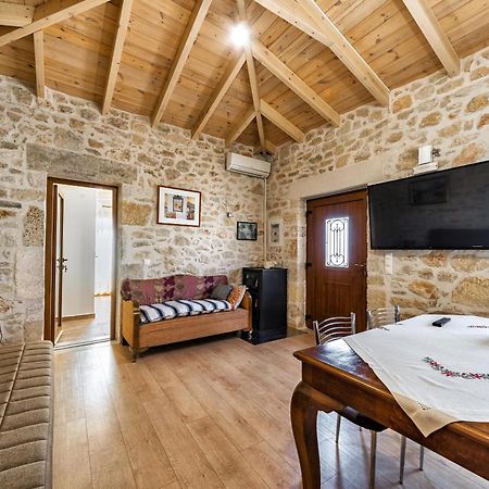 Guest House Aphrodite Kato Archanes Exterior foto