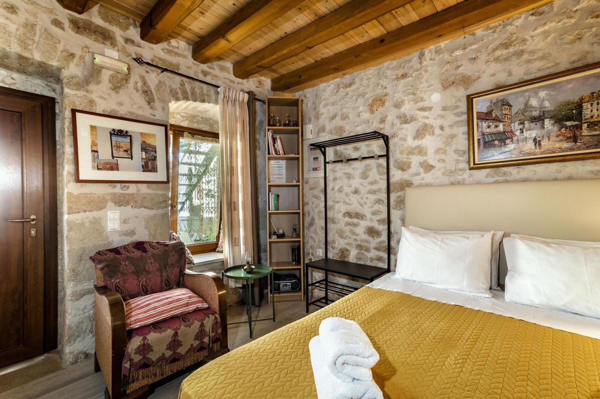 Guest House Aphrodite Kato Archanes Exterior foto