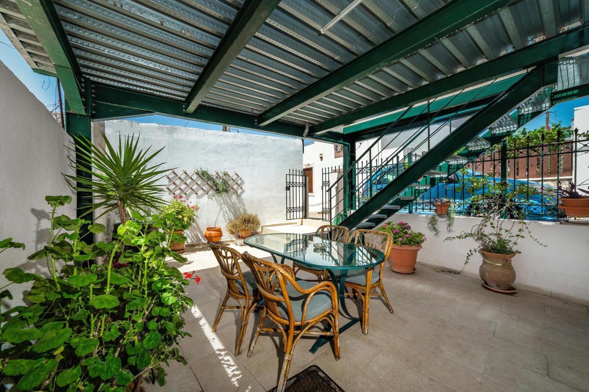 Guest House Aphrodite Kato Archanes Exterior foto